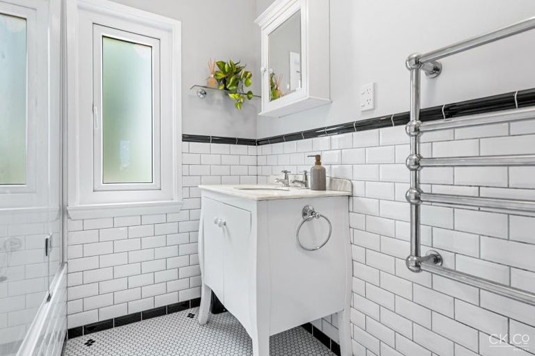 Photo of property in 67 Norton Park Avenue, Fairfield, Lower Hutt, 5011