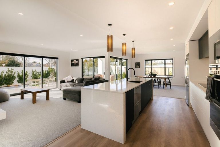 Photo of property in 451a College Street, Hokowhitu, Palmerston North, 4410