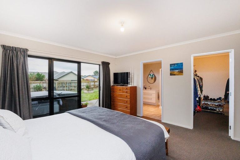 Photo of property in 91 Fraser Drive, Feilding, 4702