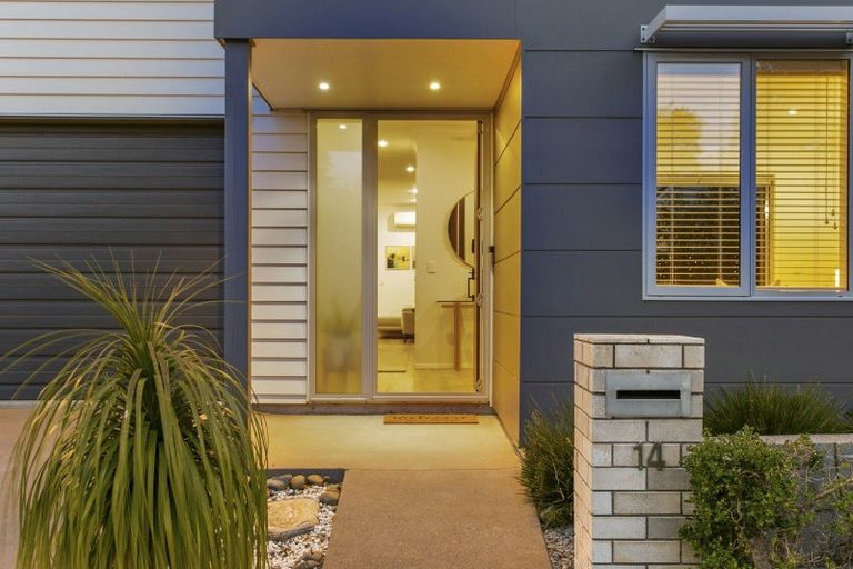 Photo of property in 14 Toheroa Street, Hobsonville, Auckland, 0616