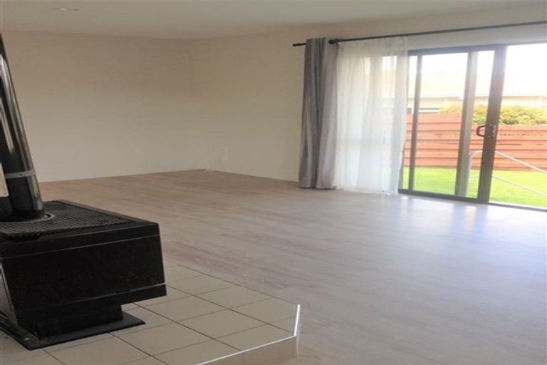 Photo of property in 37 Jonathon Street, Brookfield, Tauranga, 3110