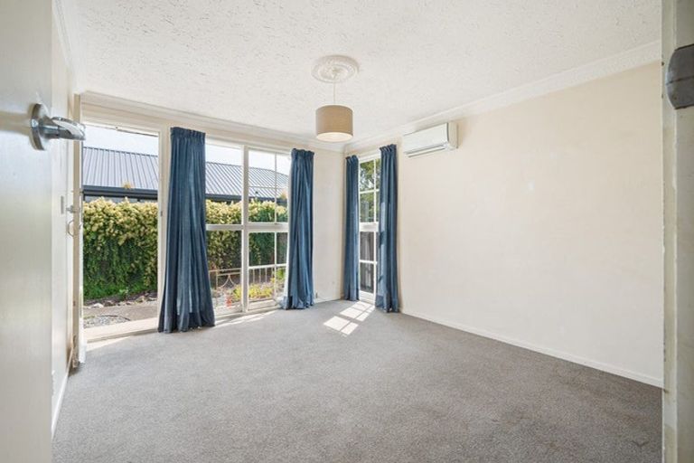 Photo of property in 6/225 Edgeware Road, Edgeware, Christchurch, 8013
