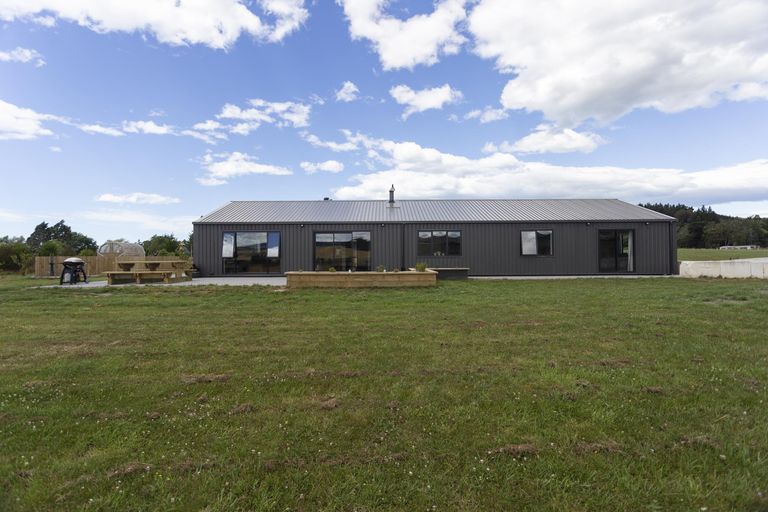 Photo of property in 14 Monk Street, Herbert, Oamaru, 9495