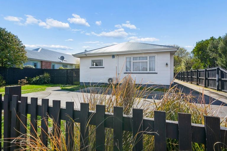 Photo of property in 1/98 Memorial Avenue, Ilam, Christchurch, 8053