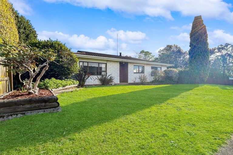 Photo of property in 1 Feary Crescent, Takaka, 7110