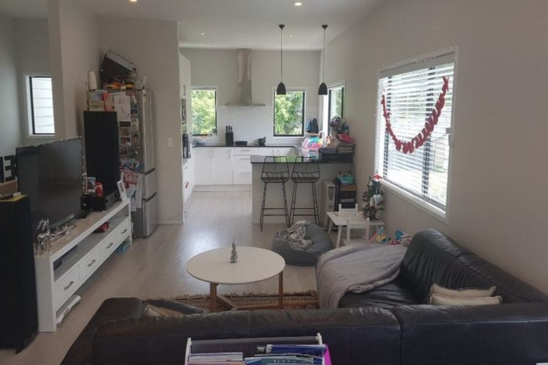 Photo of property in 28 Wautaiti Drive, Riverhead, 0820