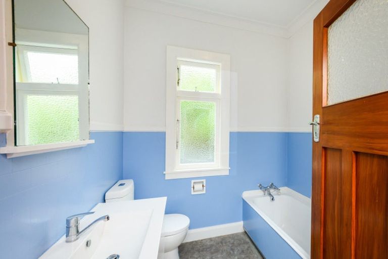 Photo of property in 9 Ngaio Street, West End, Palmerston North, 4412