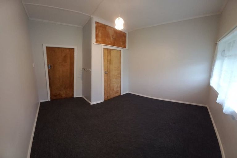 Photo of property in 62 Randwick Crescent, Moera, Lower Hutt, 5010