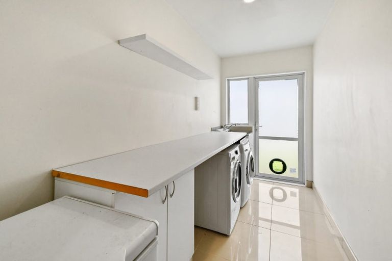 Photo of property in 29 Ina Ville Drive, Pukekohe, 2120