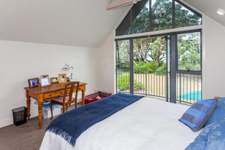 Photo of property in 2 Courtney Close, Pauanui, Hikuai, 3579