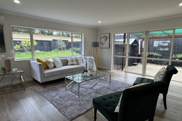 Photo of property in 34 Franshell Crescent, East Tamaki, Auckland, 2013