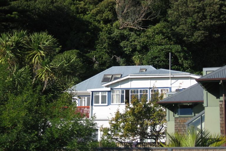 Photo of property in 361 Muritai Road, Eastbourne, Lower Hutt, 5013