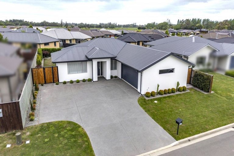 Photo of property in 5 Hickmott Street, Rangiora, 7400