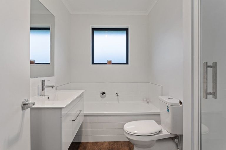 Photo of property in 62 Petries Road, Woodend, 7610