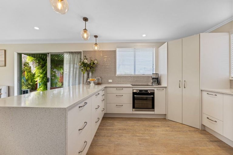 Photo of property in 28 Wickliffe Street, Mosgiel, 9024