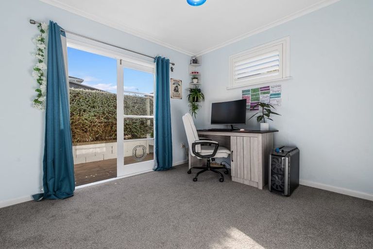 Photo of property in 21a Crescent Road, Otumoetai, Tauranga, 3110
