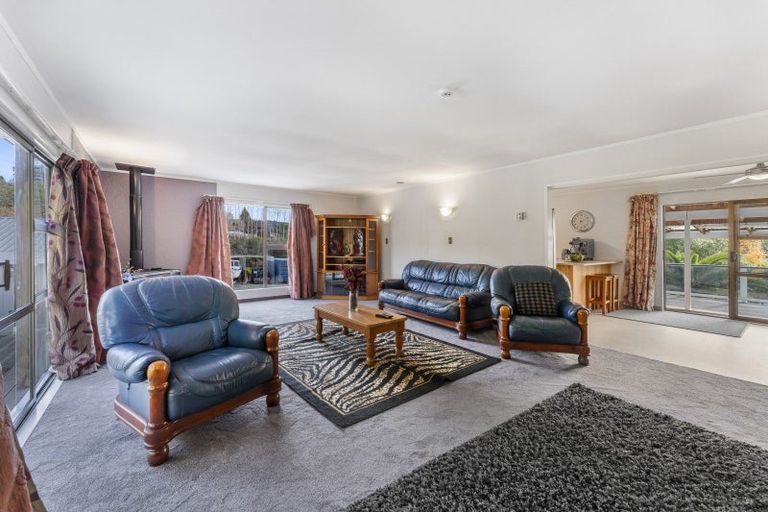 Photo of property in 193 Katherine Mansfield Drive, Whitemans Valley, Upper Hutt, 5371
