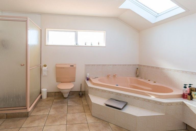 Photo of property in 5 Kingsgate Close, Havelock North, 4130