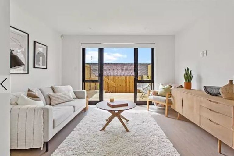 Photo of property in 5/3 Rimu Road, Mangere Bridge, Auckland, 2022