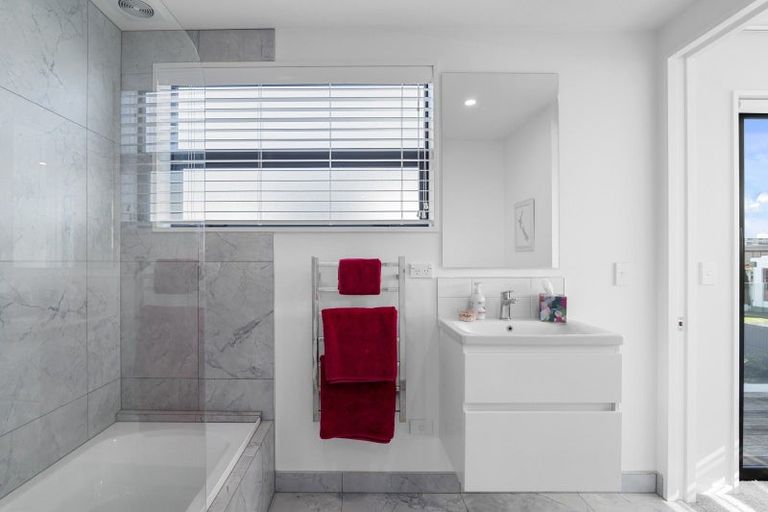 Photo of property in 57 Watford Street, Strowan, Christchurch, 8052