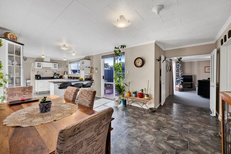 Photo of property in 20 Hira Street, Ohawe, Hawera, 4671