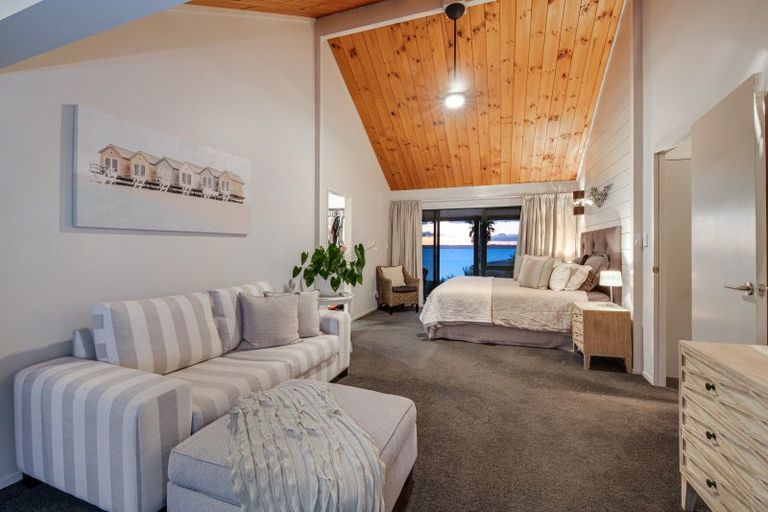 Photo of property in 21 Siesta Terrace, Gulf Harbour, Whangaparaoa, 0930