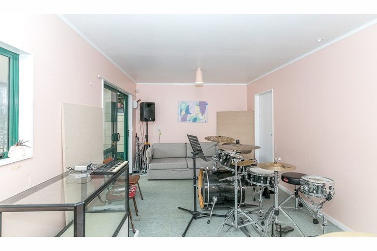 Photo of property in 407 Kahikatea Drive, Dinsdale, Hamilton, 3204