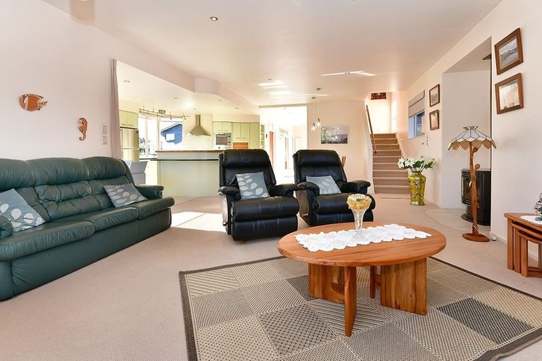 Photo of property in 21 Dunbar Road, Point Wells, Warkworth, 0986