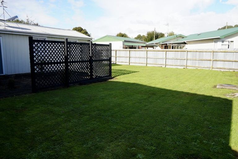 Photo of property in 8 Bristol Crescent, Roslyn, Palmerston North, 4414