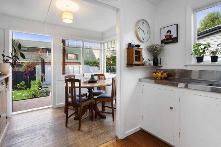 Photo of property in 19 Berry Street, St Albans, Christchurch, 8014