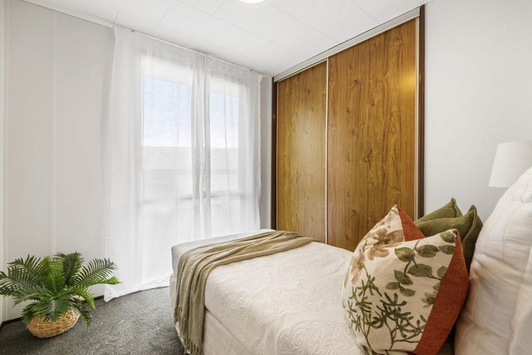 Photo of property in 34a Riserra Drive, Ranui, Auckland, 0612