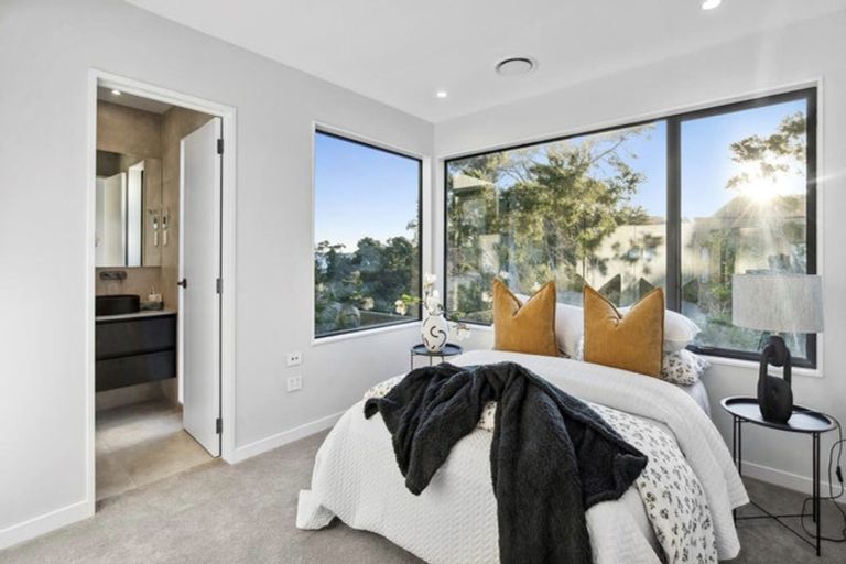 Photo of property in 22 Pukeko Road, Hobsonville, Auckland, 0616