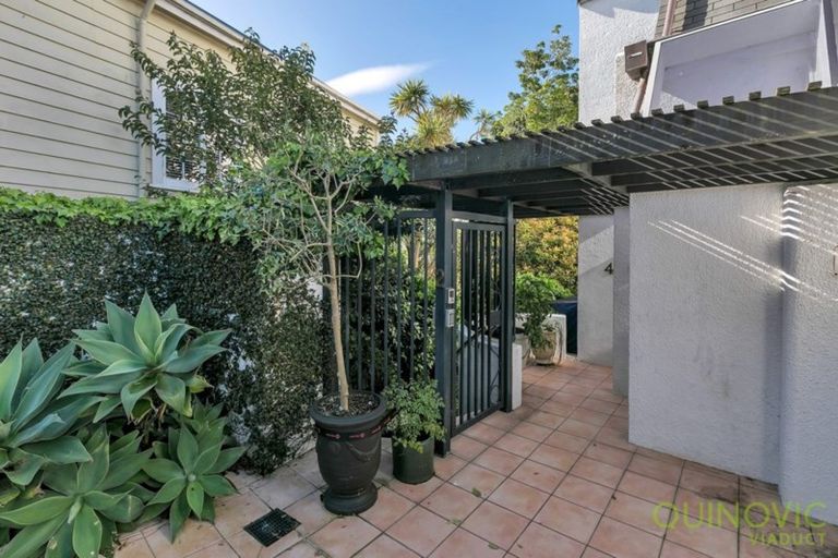 Photo of property in 2/7 London Street, Saint Marys Bay, Auckland, 1011