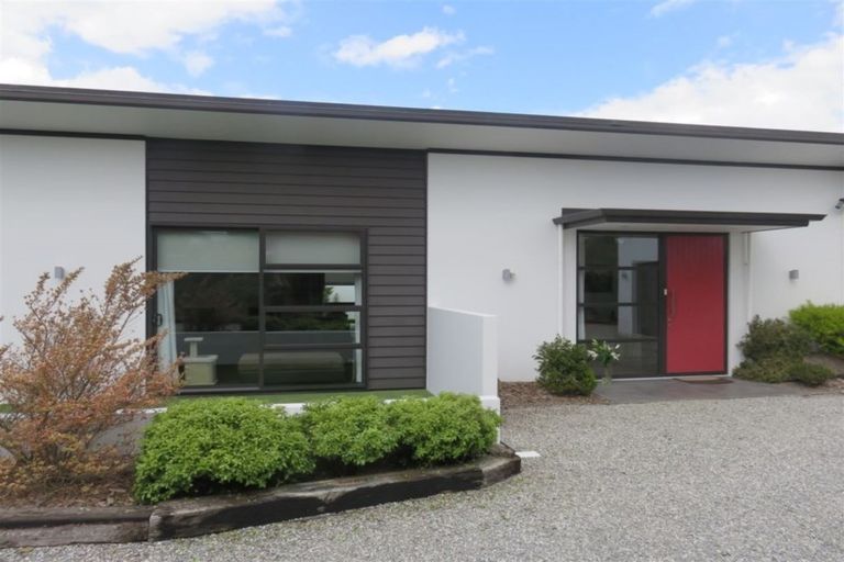 Photo of property in 11 Downs Road, Geraldine, 7930