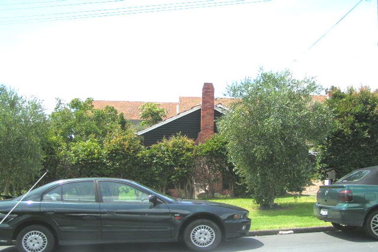 Photo of property in 1 Beacholm Road, Takapuna, Auckland, 0622