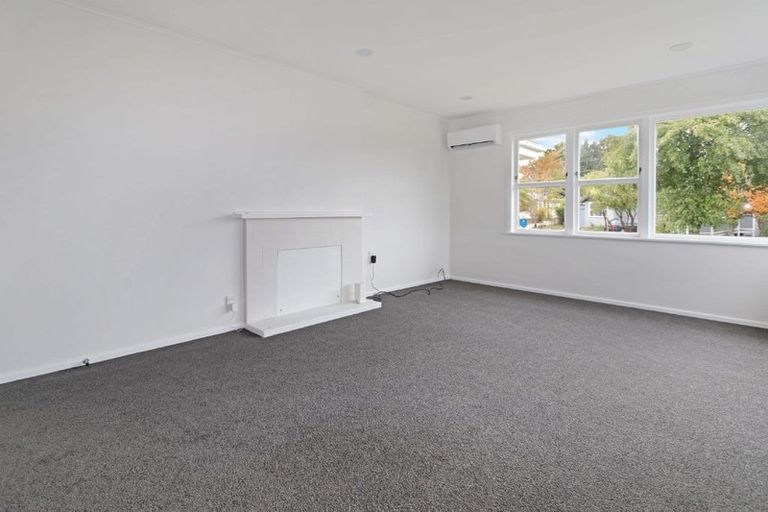 Photo of property in 5 Minifie Avenue, Melville, Hamilton, 3206