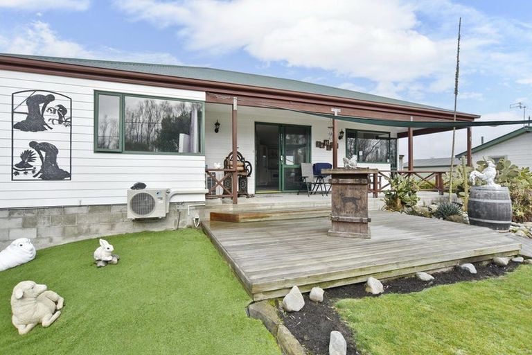 Photo of property in 6 Geisha Road, Waikuku, Rangiora, 7473
