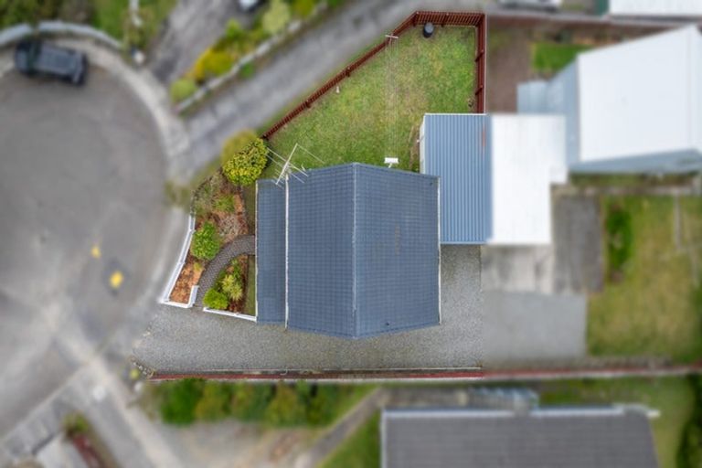 Photo of property in 8a Alister Way, Churton Park, Wellington, 6037