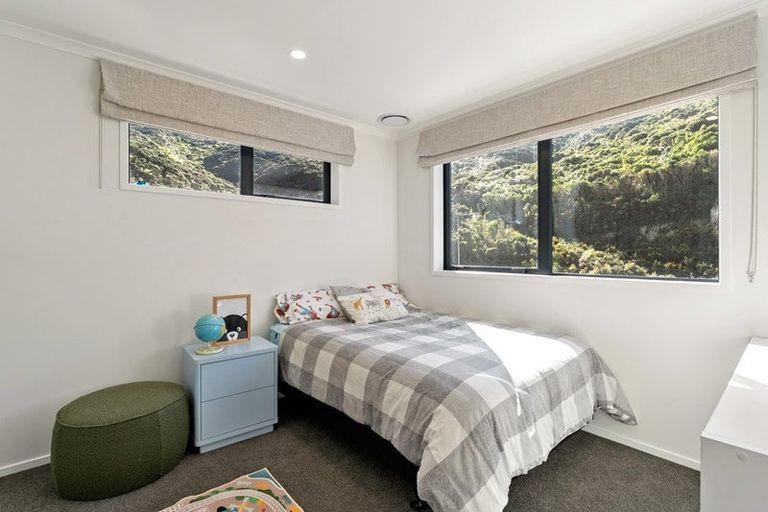 Photo of property in 131 Silverstream Road, Crofton Downs, Wellington, 6035