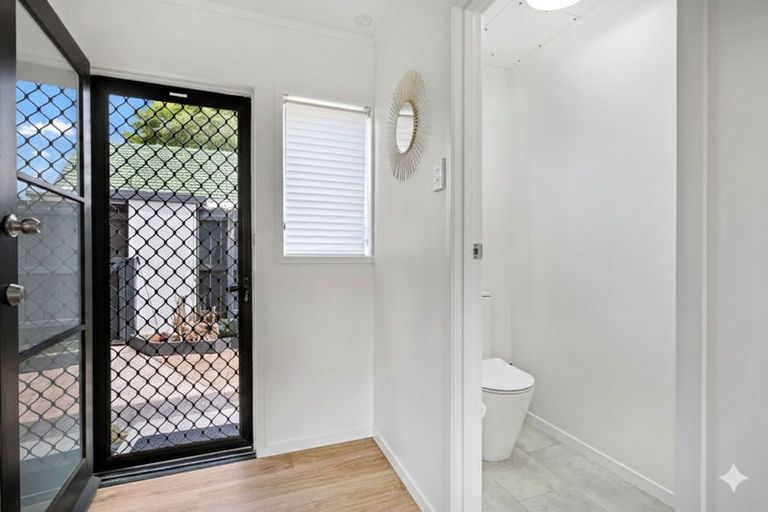 Photo of property in 3/43 Rimu Street, New Lynn, Auckland, 0600