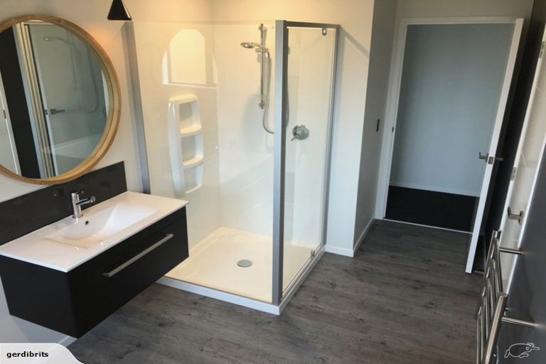 Photo of property in 13 Oxnam Place, Foxton Beach, Foxton, 4815