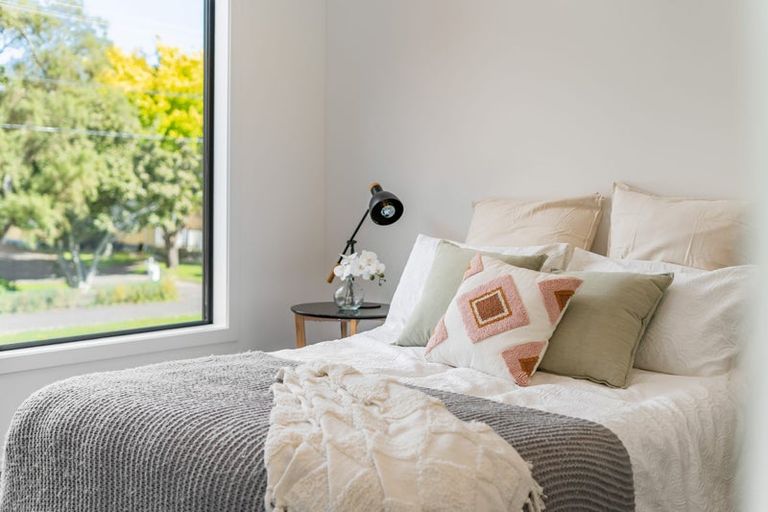 Photo of property in 1/104 Martin Street, Wallaceville, Upper Hutt, 5018