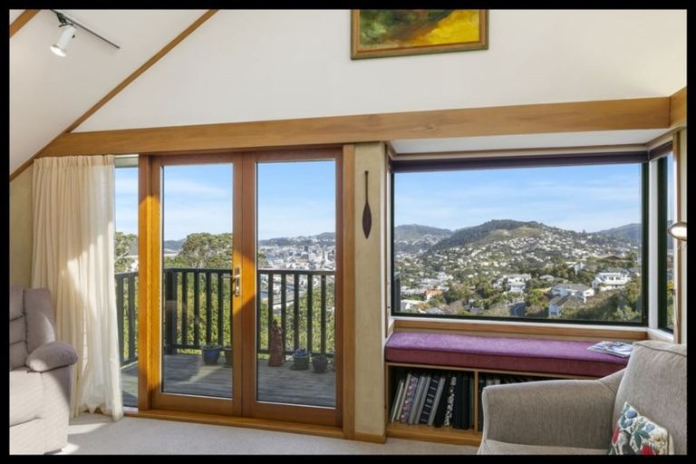 Photo of property in 4 Clive Road, Khandallah, Wellington, 6035