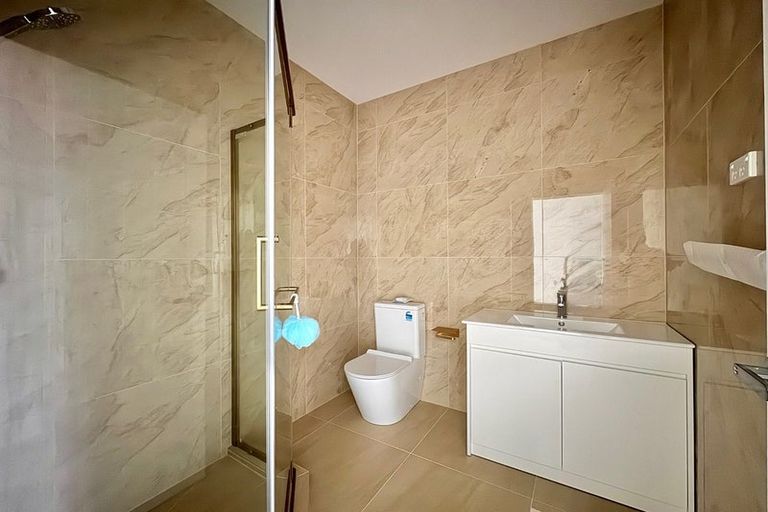 Photo of property in 86 Priestley Drive, Bucklands Beach, Auckland, 2014