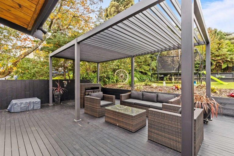 Photo of property in 87 Poplar Grove, Whalers Gate, New Plymouth, 4310