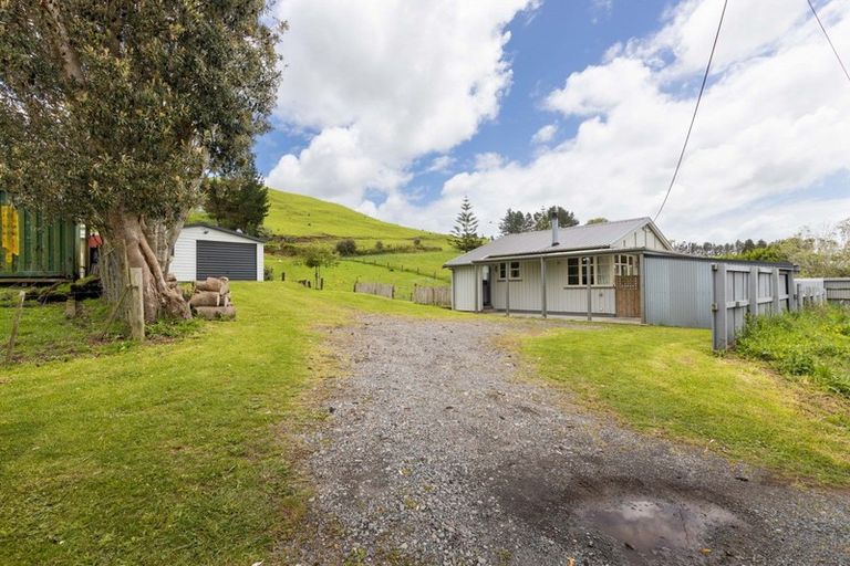 Photo of property in 782 Mountain Road, Lepperton, Inglewood, 4389