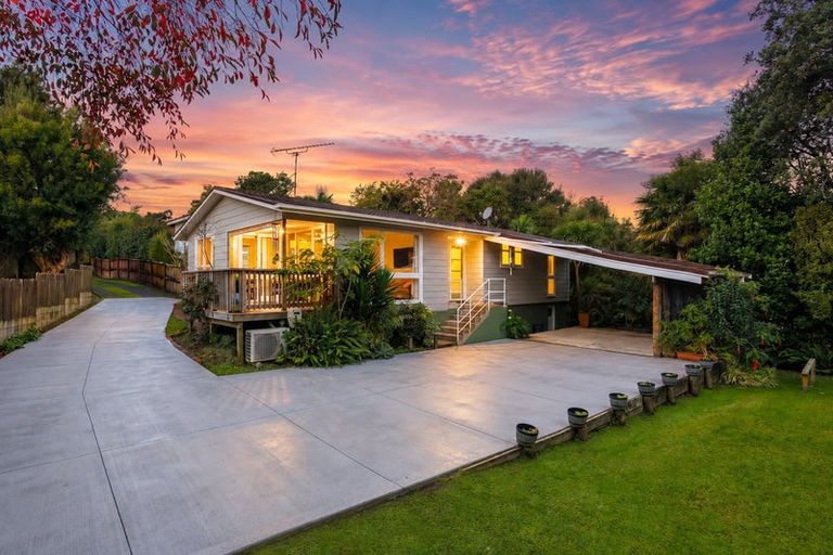 Photo of property in 59 Oreil Avenue, West Harbour, Auckland, 0618