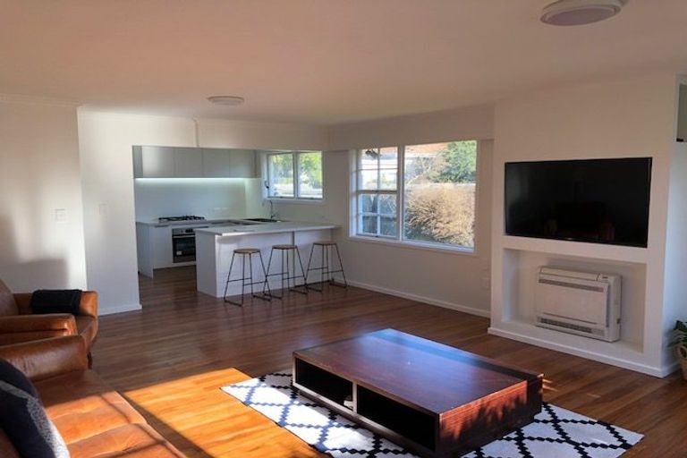 Photo of property in 11a Straven Road, Riccarton, Christchurch, 8011