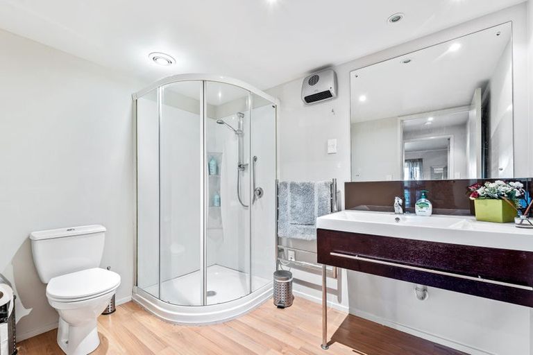 Photo of property in 432 Whangaparaoa Road, Stanmore Bay, Whangaparaoa, 0932