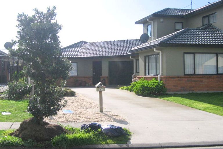 Photo of property in 8 Shankill Place, East Tamaki, Auckland, 2013